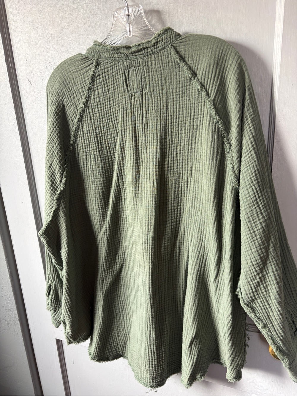 aerie Sage Green Waffle-Knit Button Shirt 1-05 - Picture 3 of 5